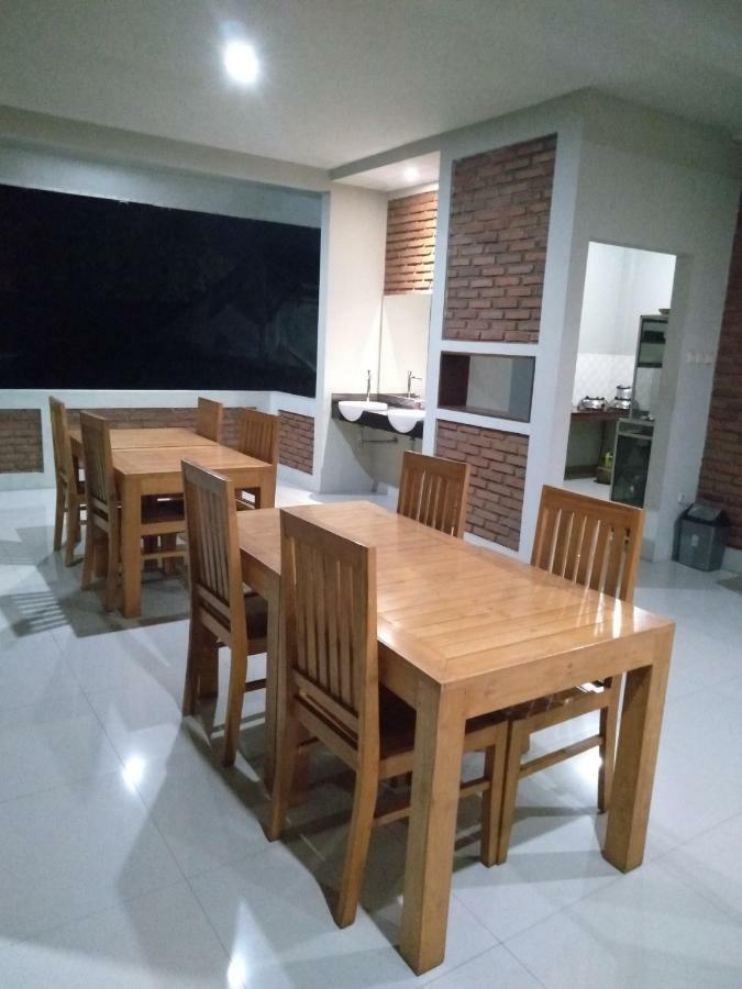 Hastina Hotel Lombok Mataram Exterior photo